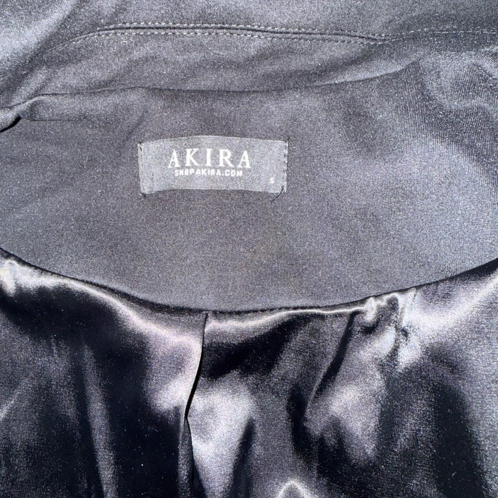AKIRA Classic Black Blazer - Picture 3 of 3